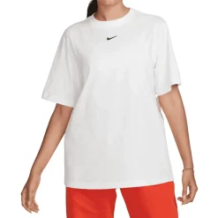 Nike - Women's Sportswear T-Shirt - T-Shirt