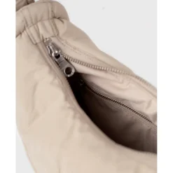 Sandqvist - Curve Halfmoon Bag Mini - Umhängetasche