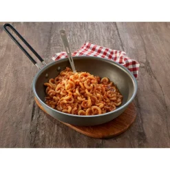 Trek'n Eat - Pasta with Vegetarian Bolognese